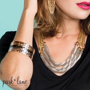 Lyfe statement necklace